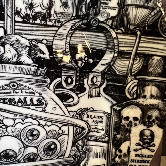 Halloween Laboratory Boiling Eyeballs Dinner Plate Apothecary Rats Poison Bottle - Picture 4 of 16